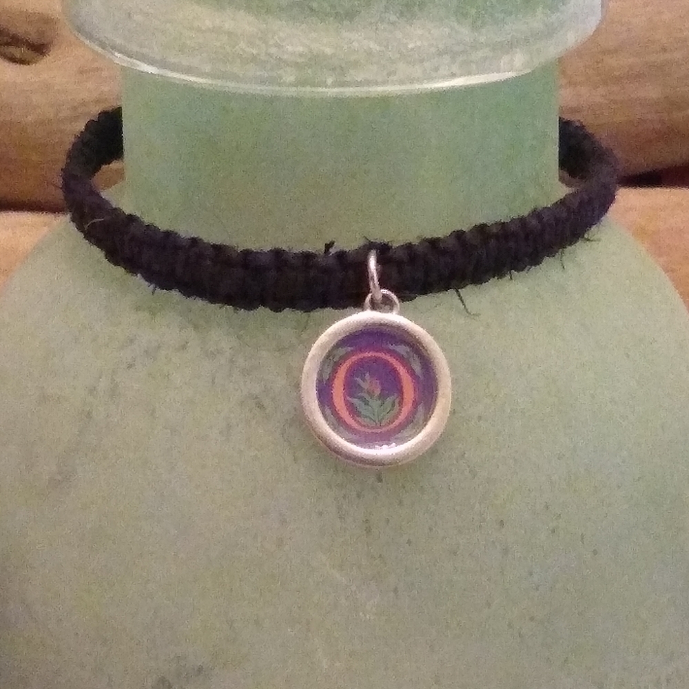 Hemp bracelet with O charm